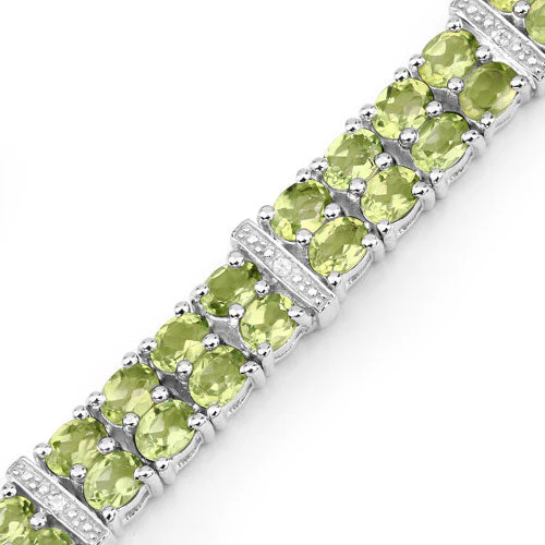12.97 Carat Genuine Peridot and White Topaz .925 Sterling Silver Bracelet - Image 7