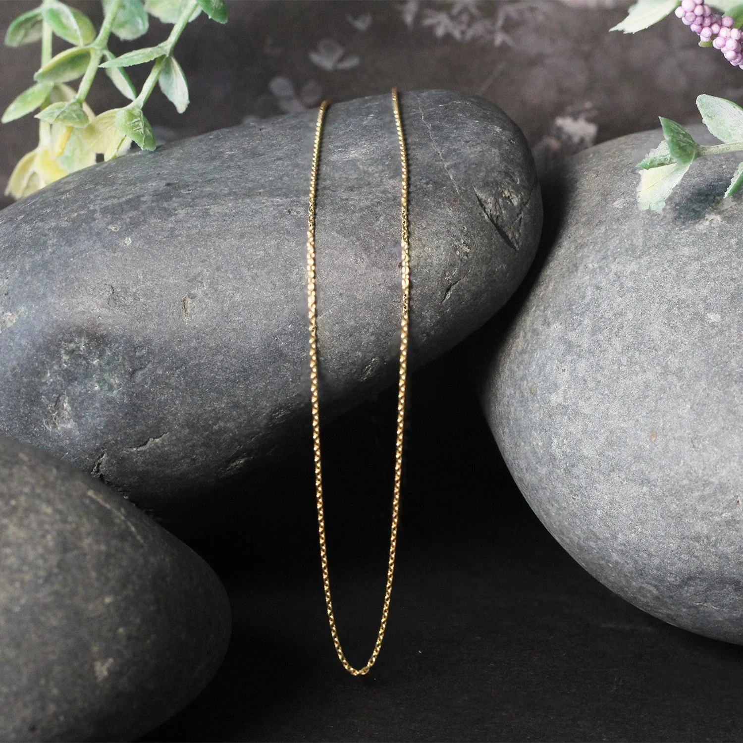 18k Yellow Gold Round Cable Link Chain (0.97 mm) - Image 2