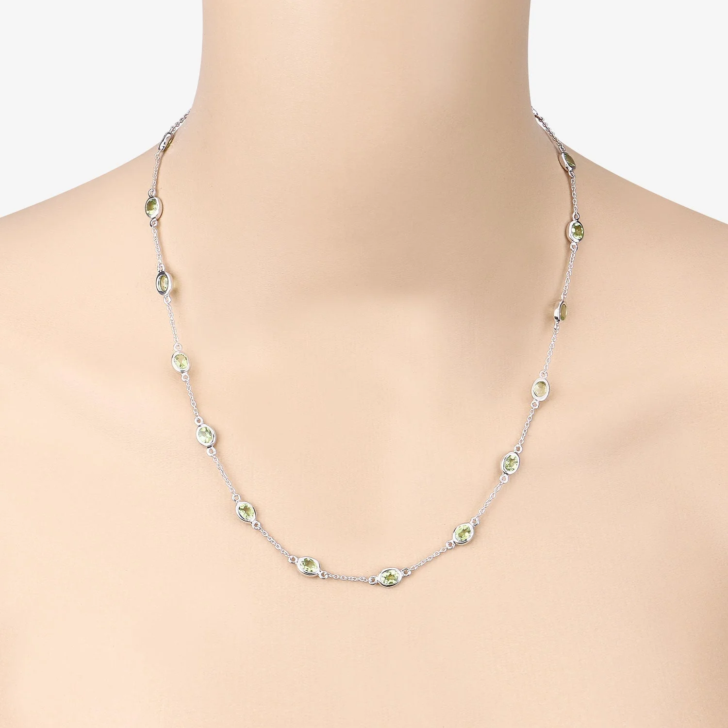 6.30 Carat Genuine Peridot .925 Sterling Silver Necklace - Image 4