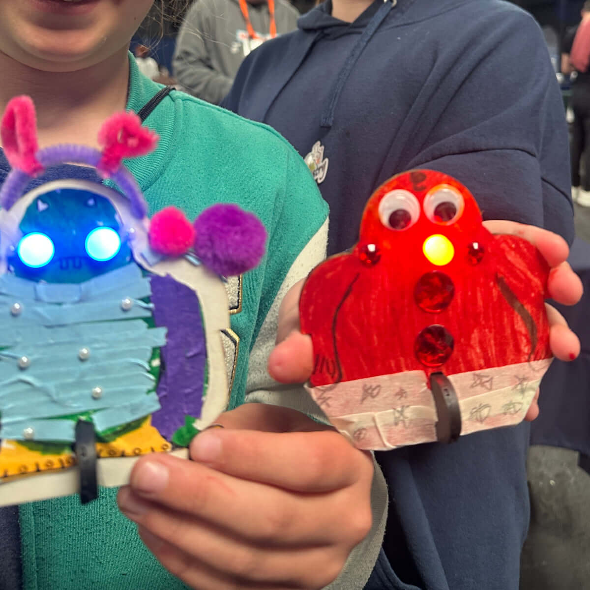 Make: A Monster Craft Kit for Ages 8+ - Image 10
